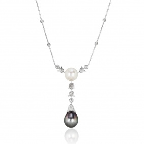 White Gold Pearl & Diamond Necklace